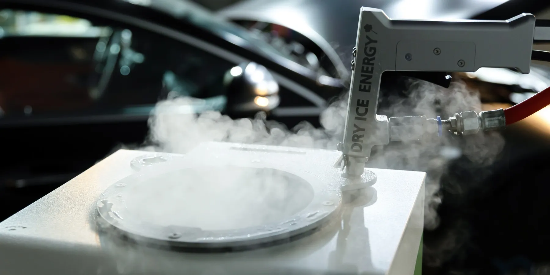 “水を使わない、素材を傷めない”。PPF×ディテイリングの現場が選んだ最適解